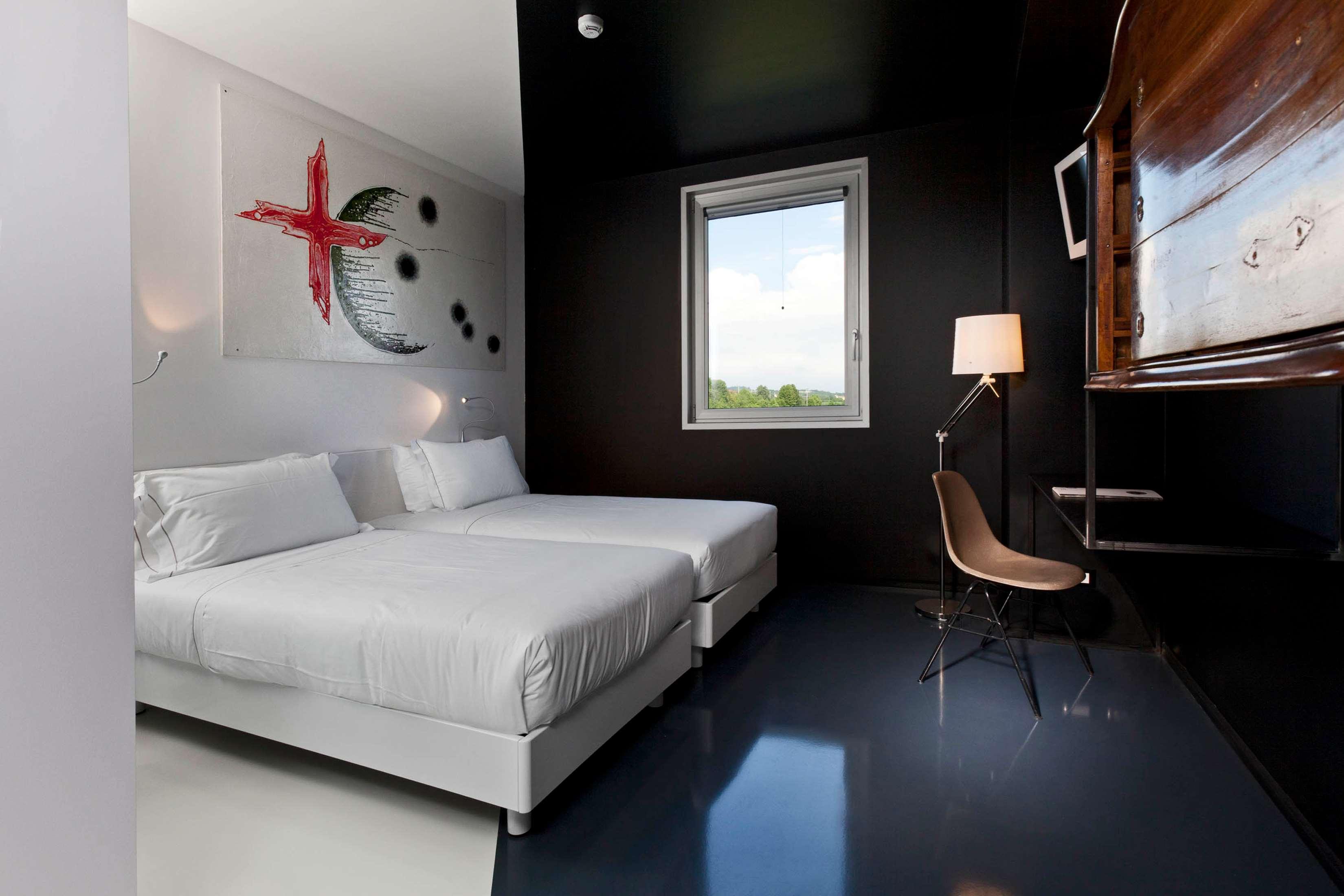 Aiden By Best Western Jhd Dunant Hotel Castiglione Delle Stiviere Eksteriør billede
